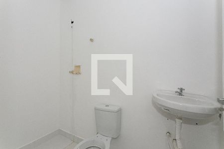 Banheiro de apartamento para alugar com 1 quarto, 40m² em Penha de França, São Paulo
