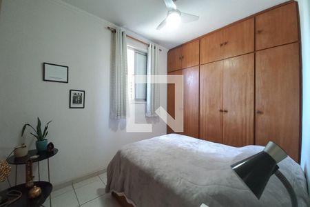 Quarto 1  de apartamento à venda com 3 quartos, 77m² em Vila Manoel Ferreira, Campinas