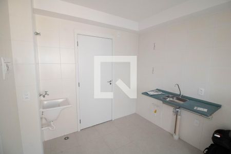 Cozinha / Area de serviço de apartamento para alugar com 2 quartos, 32m² em Jardim Celeste, São Paulo