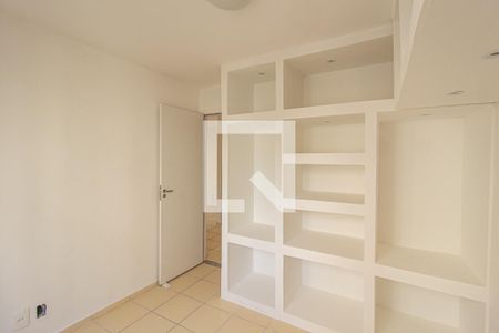 Quarto 1 de apartamento para alugar com 2 quartos, 44m² em Vila Centenário, Rio de Janeiro