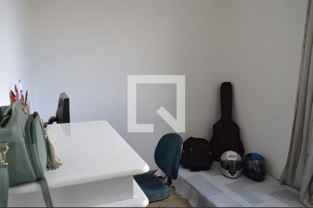 Quarto 2 de apartamento à venda com 2 quartos, 46m² em Parque Maracana, Contagem