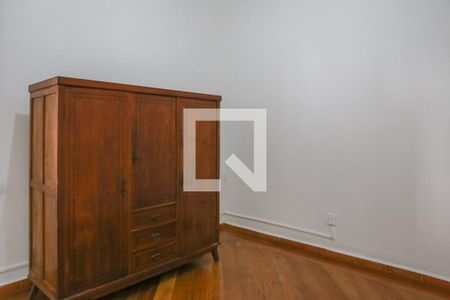 Casa à venda com 200m², 3 quartos e sem vaga Casa à venda com 200m², 3 quartos e sem vagaQuarto 2