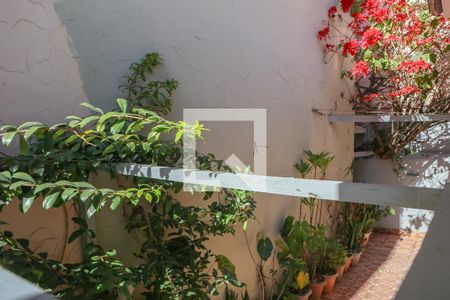 Vista da Entrada de casa à venda com 3 quartos, 120m² em Pacaembu, São Paulo