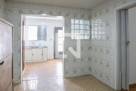 Casa à venda com 200m², 3 quartos e sem vaga Casa à venda com 200m², 3 quartos e sem vagaCozinha