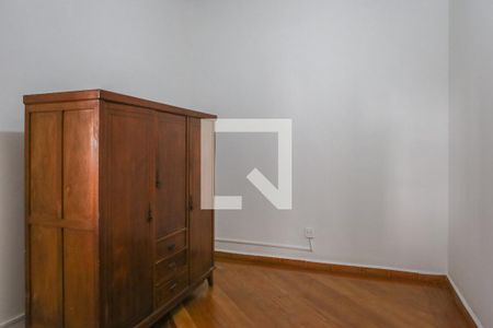 Casa à venda com 200m², 3 quartos e sem vaga Casa à venda com 200m², 3 quartos e sem vagaQuarto 2