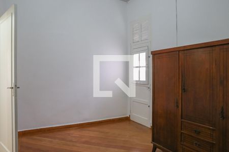 Casa à venda com 200m², 3 quartos e sem vaga Casa à venda com 200m², 3 quartos e sem vagaQuarto 2