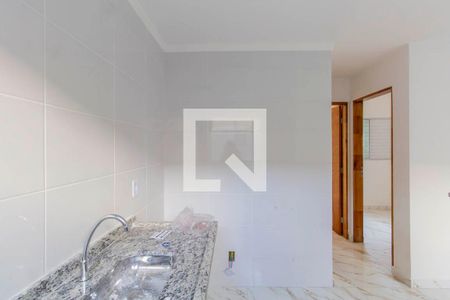 Sala e Cozinha Integrada  de apartamento para alugar com 2 quartos, 38m² em Vila Nova Savoia, São Paulo