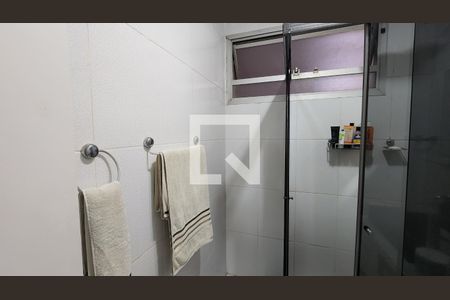 Banheiro de apartamento para alugar com 1 quarto, 44m² em Botafogo, Campinas