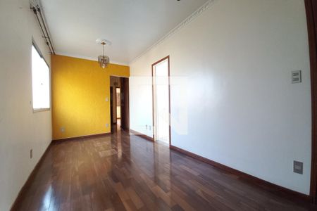 Sala de apartamento à venda com 2 quartos, 82m² em Vila Marieta, Campinas