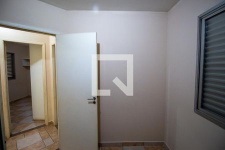 Quarto 1 de apartamento à venda com 3 quartos, 74m² em Vila Regina, São Paulo