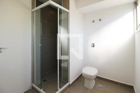 Banheiro da Suíte de apartamento para alugar com 3 quartos, 121m² em Itaim Bibi, São Paulo