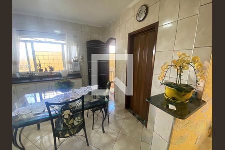 Casa para alugar com 3 quartos, 249m² em Jardim Eulina, Campinas