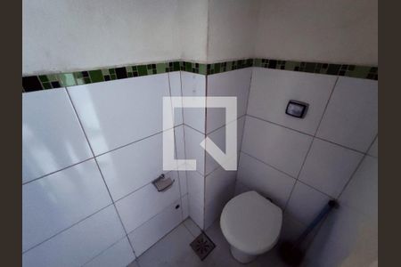 Banheiro de kitnet/studio para alugar com 1 quarto, 29m² em Méier, Rio de Janeiro