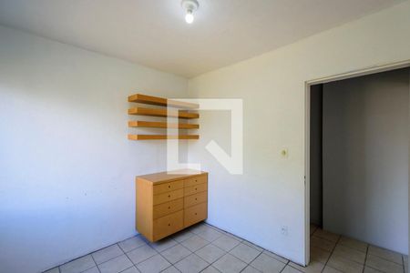 Quarto 2 de apartamento para alugar com 2 quartos, 50m² em Cavalhada, Porto Alegre