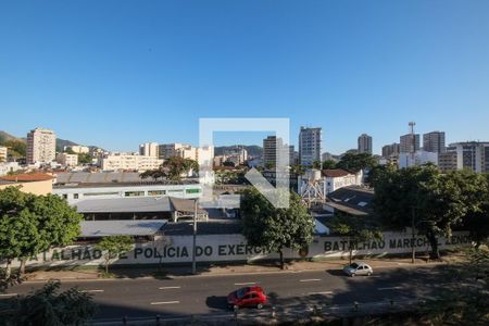 Vista da Sala de apartamento para alugar com 3 quartos, 100m² em Tijuca, Rio de Janeiro