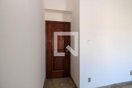 Entrada de apartamento para alugar com 3 quartos, 100m² em Tijuca, Rio de Janeiro