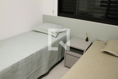 Quarto 2 de apartamento para alugar com 2 quartos, 59m² em Parque Amazônia, Goiânia