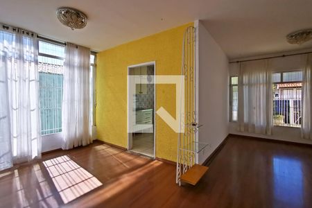 Sala de casa à venda com 3 quartos, 200m² em Retiro, Jundiaí