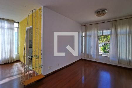 Sala de casa à venda com 3 quartos, 200m² em Retiro, Jundiaí