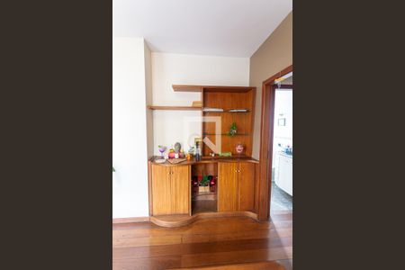 Armário da Sala de apartamento à venda com 3 quartos, 90m² em Sagrada Família, Belo Horizonte