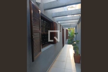 Casa à venda com 275m², 5 quartos e 2 vagas