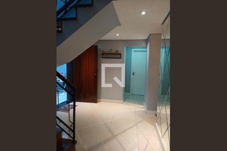 Casa à venda com 275m², 5 quartos e 2 vagas