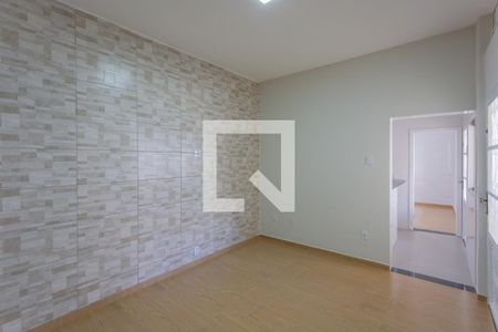 Sala de casa para alugar com 3 quartos, 80m² em Anchieta, Belo Horizonte