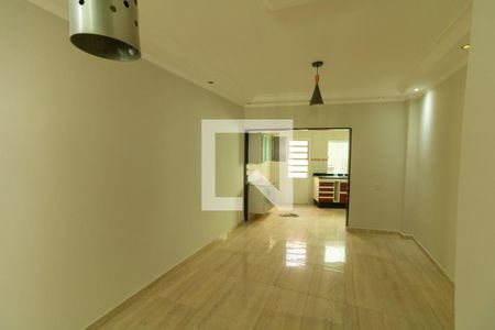Casa à venda com 150m², 3 quartos e 2 vagasSala