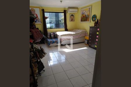 Casa à venda com 3 quartos, 179m² em Parque Marajoara, Santo André