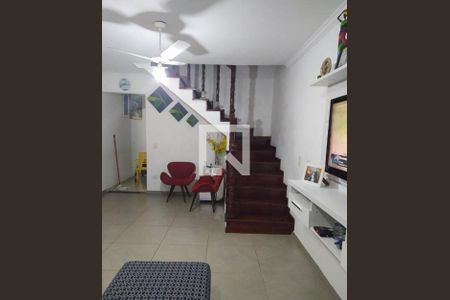 Casa à venda com 3 quartos, 179m² em Parque Marajoara, Santo André