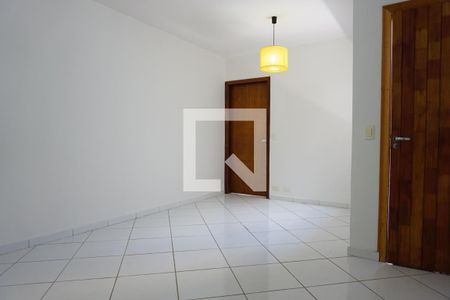 Sala de casa para alugar com 2 quartos, 125m² em Jardim Ester, São Paulo