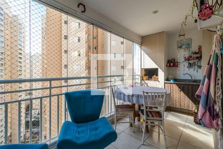 Varanda Gourmet de apartamento à venda com 3 quartos, 105m² em Jardim Tupanci, Barueri