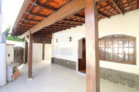 Varanda de casa à venda com 3 quartos, 90m² em Pechincha, Rio de Janeiro