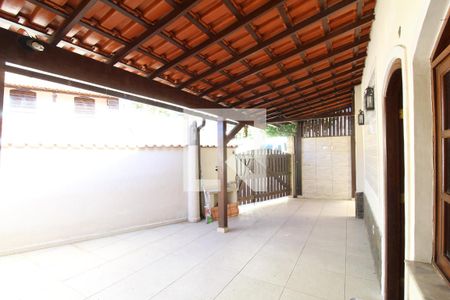 Varanda de casa à venda com 3 quartos, 90m² em Pechincha, Rio de Janeiro