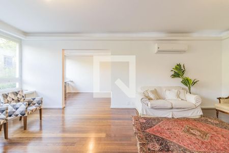 Sala de apartamento para alugar com 3 quartos, 180m² em Rio Branco, Porto Alegre