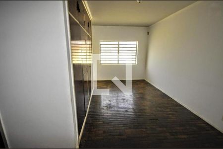 Casa à venda com 4 quartos, 315m² em Vila Nogueira, Campinas