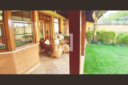 Casa à venda com 380m², 4 quartos e 4 vagas