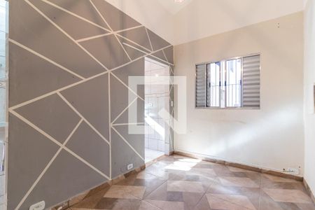 Sala de casa para alugar com 2 quartos, 50m² em Conjunto Residencial José Bonifácio, São Paulo