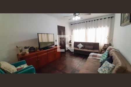 Sala de casa para alugar com 4 quartos, 293m² em Ayrosa, Osasco
