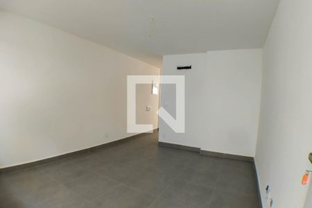 Sala de casa à venda com 3 quartos, 67m² em Ingá, Niterói