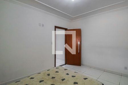 Quarto 1 de casa para alugar com 1 quarto, 60m² em Santa Cruz, Belo Horizonte