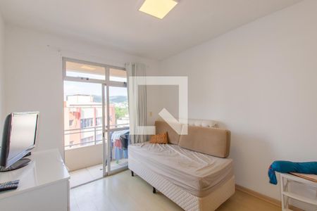 Sala de apartamento para alugar com 2 quartos, 90m² em Carvoeira, Florianópolis