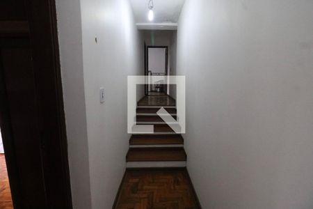 Corredor de casa para alugar com 4 quartos, 350m² em Vila Guarani (z Sul), São Paulo