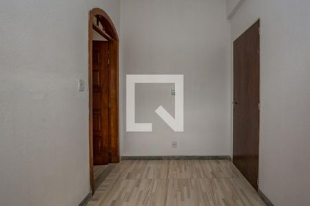 Sala de casa para alugar com 2 quartos, 55m² em Nova Gameleira, Belo Horizonte