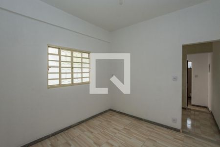 Quarto 2 de casa para alugar com 2 quartos, 55m² em Nova Gameleira, Belo Horizonte