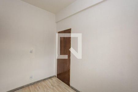 Sala de casa para alugar com 2 quartos, 55m² em Nova Gameleira, Belo Horizonte