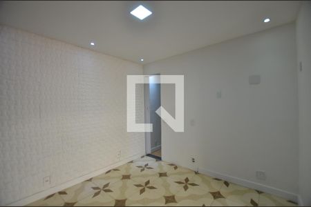 Quarto 1 de apartamento para alugar com 2 quartos, 35m² em Marechal Hermes, Rio de Janeiro