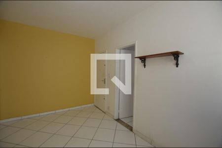 Sala de apartamento para alugar com 1 quarto, 50m² em Irajá, Rio de Janeiro