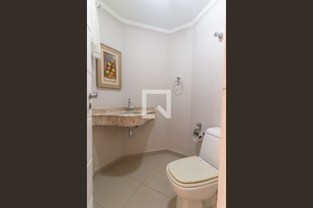 Lavabo de casa para alugar com 4 quartos, 209m² em Jardim Social, Pinhais