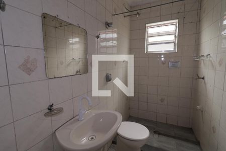 Banheiro de casa para alugar com 1 quarto, 30m² em Vila Pirituba, São Paulo